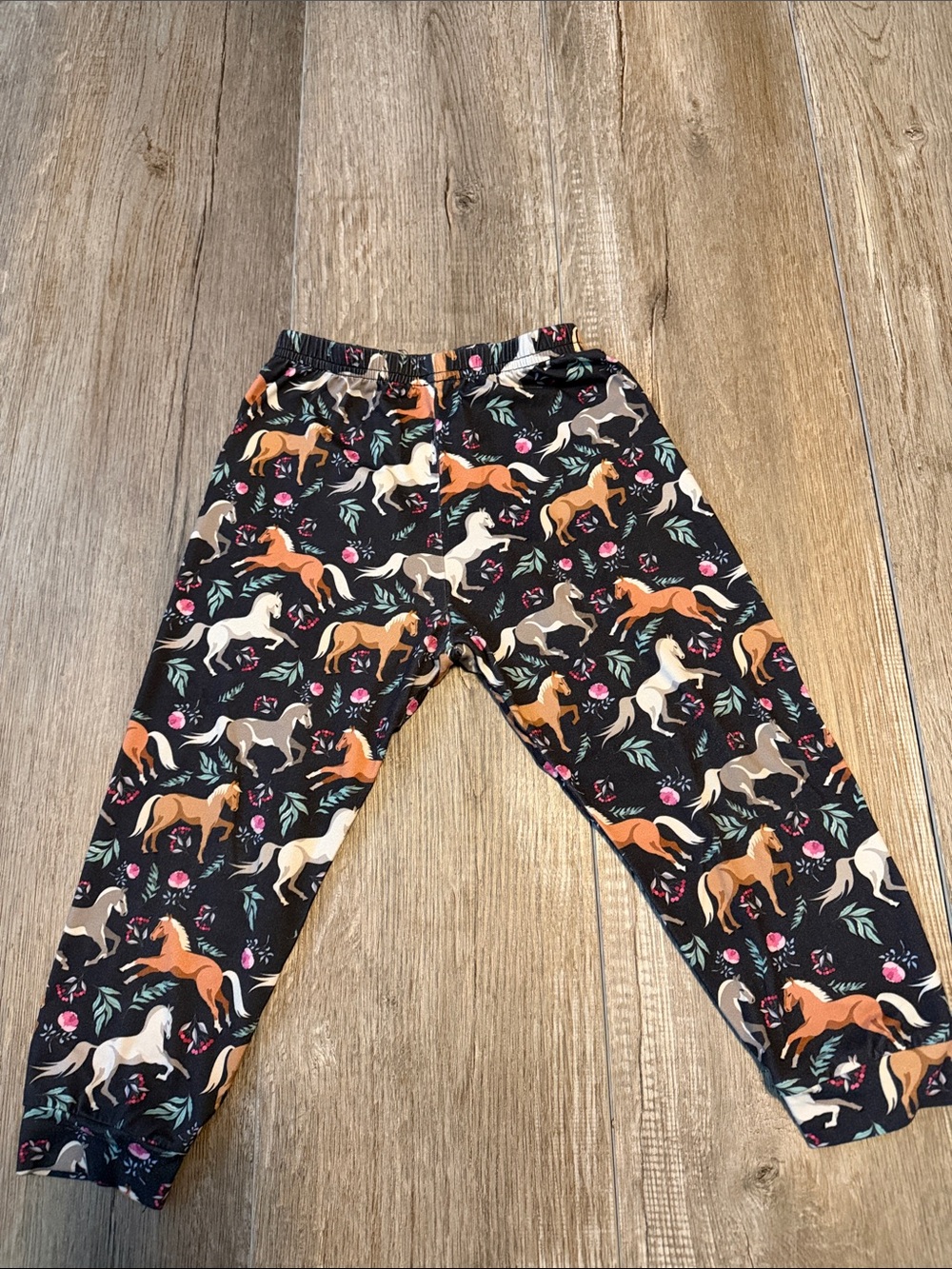 Cowgirl Hardware Girls' Black Horse Print Pajama Pants